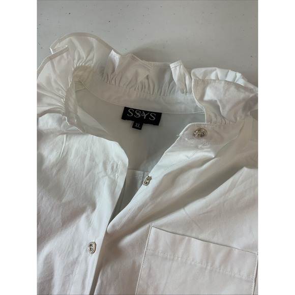 Classic White Ruffle-Neck Button Shirt and Sleeveless Top Set - White - Picture 4 of 16